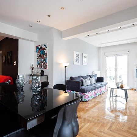 A Luxury & Comfortable Apt In Athén Kültér fotó